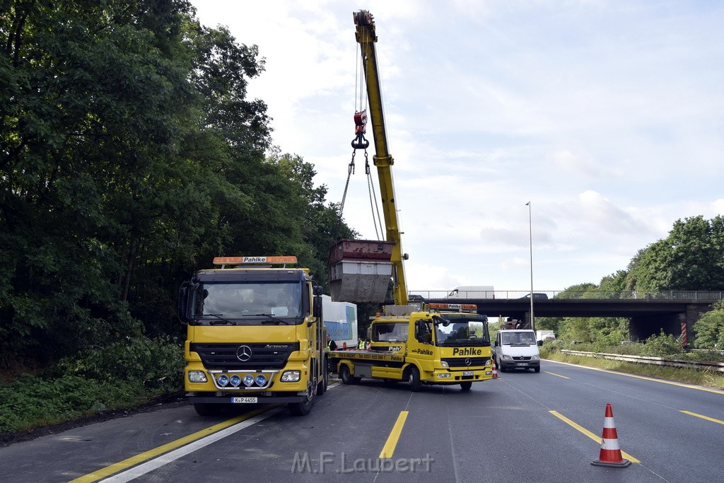 Schwerer VU A 3 Rich Oberhausen Hoehe AK Leverkusen P677.JPG - Miklos Laubert